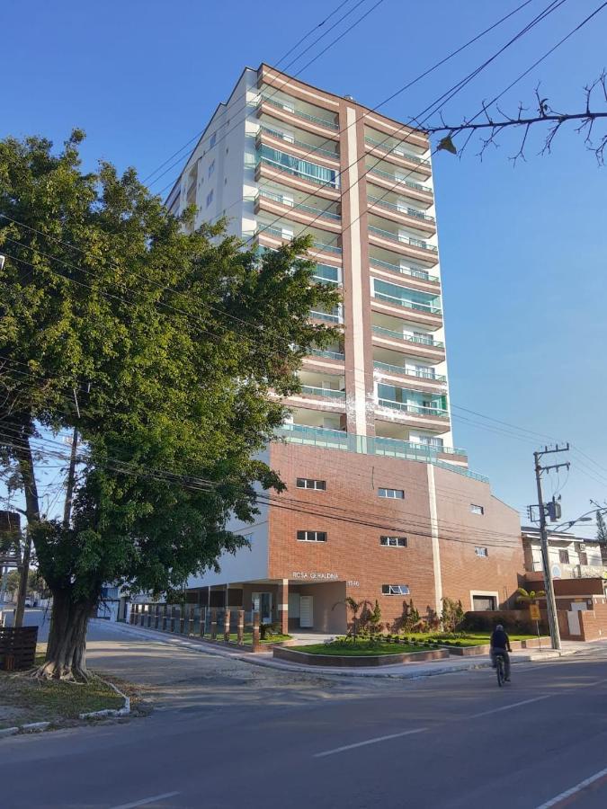 Apartamento Com Vista Pro Mar Proximo Ao Beto Carrero Penha  Bagian luar foto